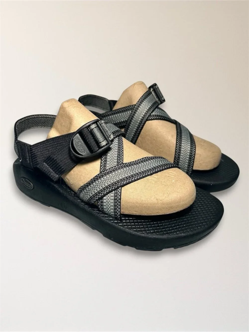 Chaco Z1 Classic Mens 9 Sport Sandals Black Grey‎ Adjustable Straps Hiking Water